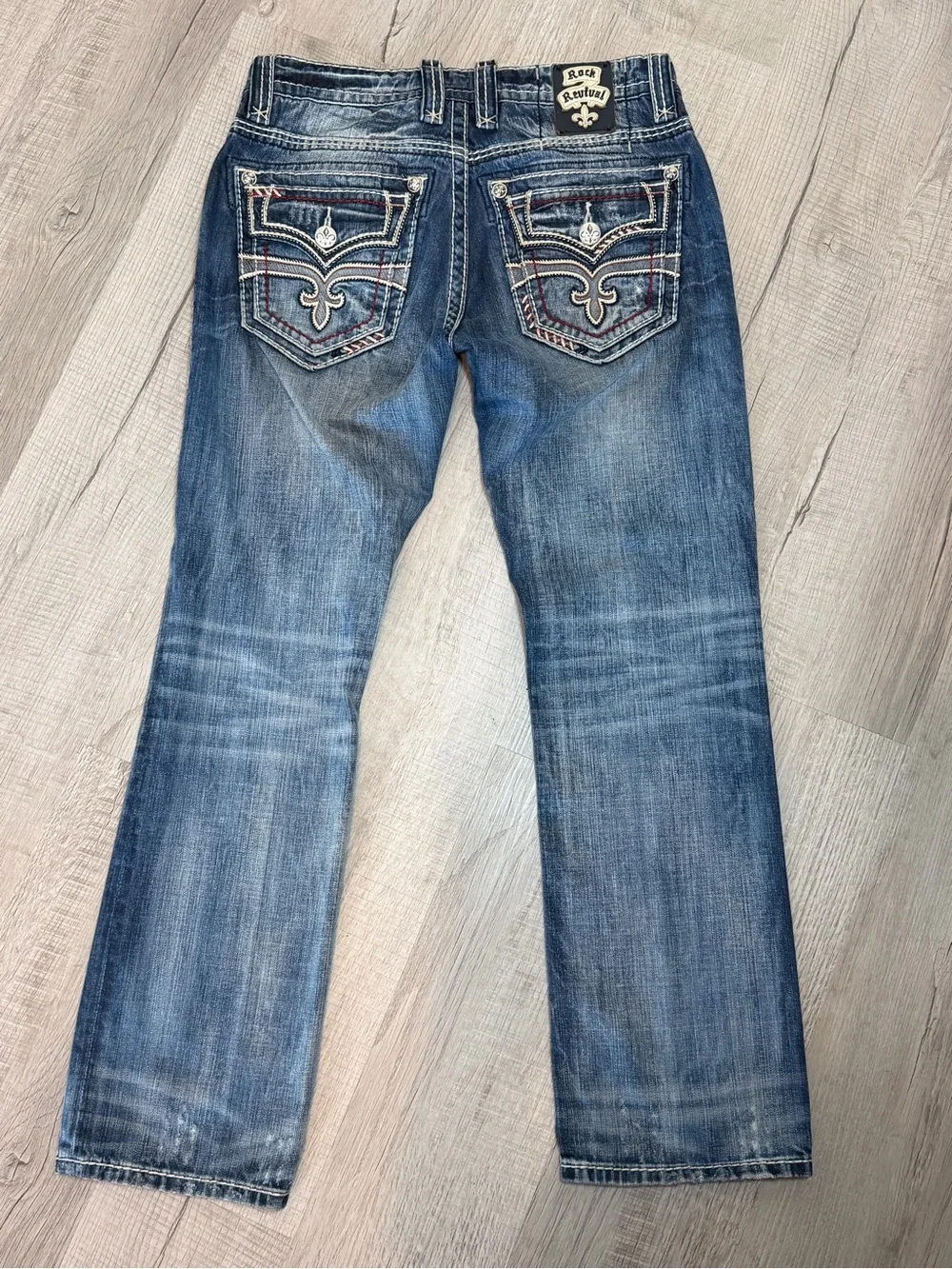 Rock Revival Men’s Straight Cut Jeans Distressed Embroidered Blue Denim W33/L32